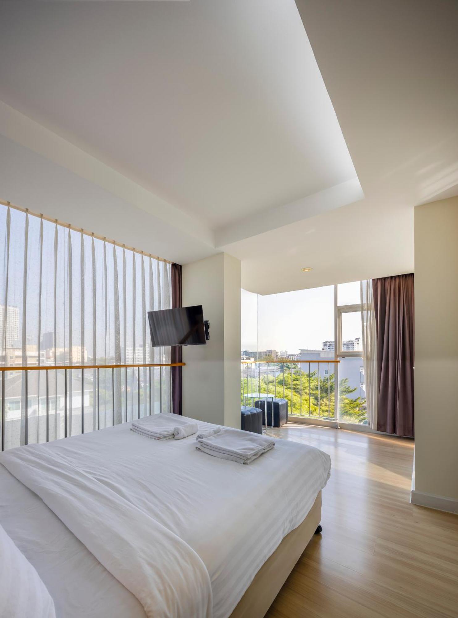 Gp House Express Sukhumvit 81 Hotel Banguecoque Exterior foto