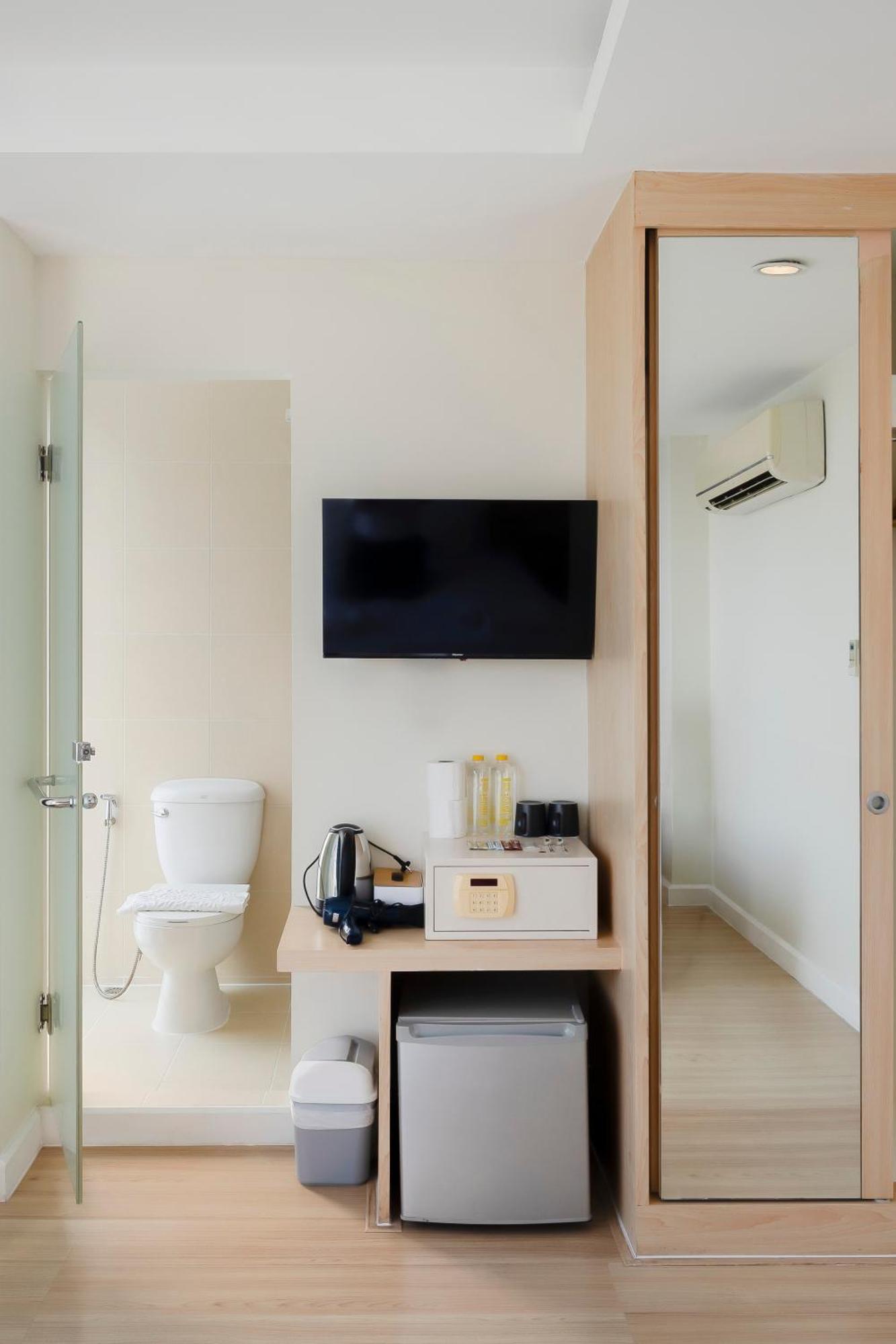 Gp House Express Sukhumvit 81 Hotel Banguecoque Exterior foto